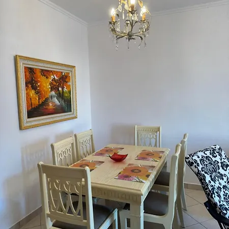 Apartament Amad